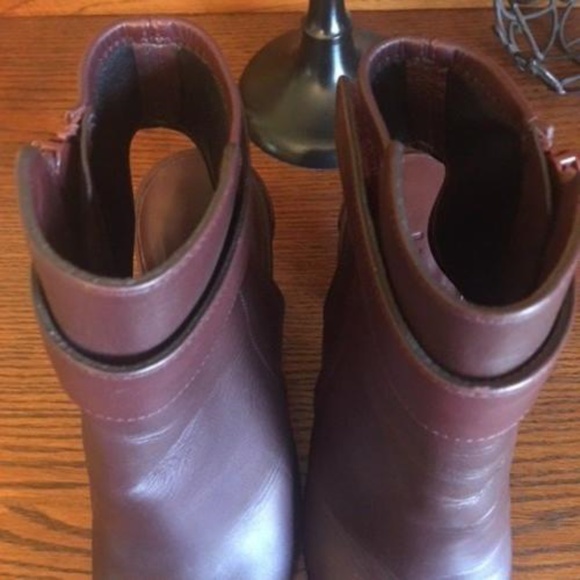 Vince Brigham Bordeaux Burgundy Peep Toe Bootie - Picture 6 of 8